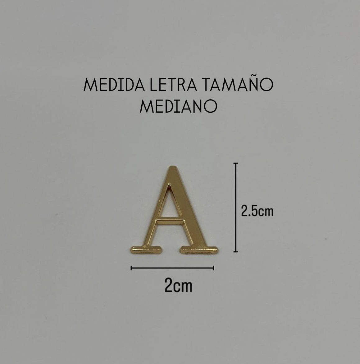 LETRA METÁLICA P