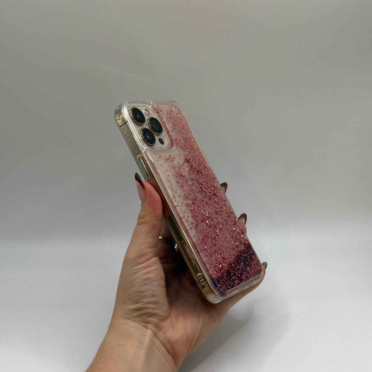 CASE IPHONE 11 PRO MAX PECERA ROJA