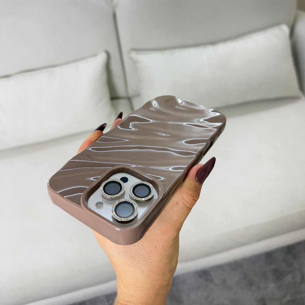 CASE IPHONE 15 PRO WAVES CAFÉ
