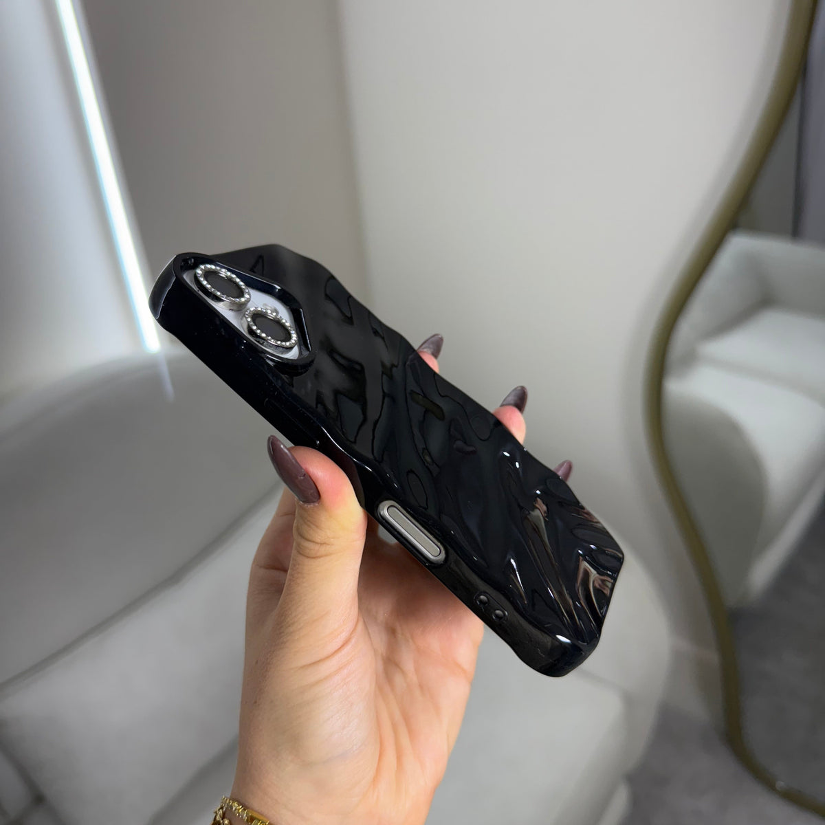 CASE IPHONE 16 WAVES NEGRO