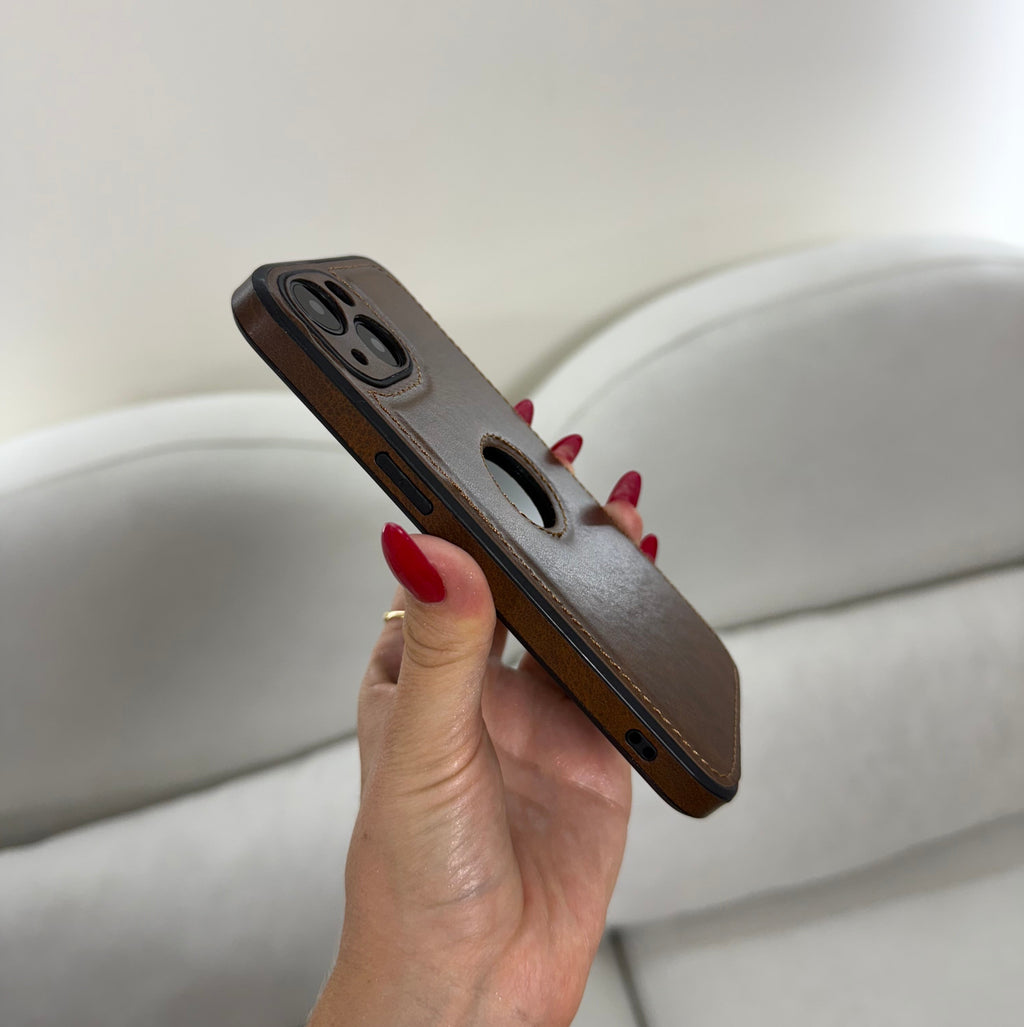 CASE IPHONE 13-14 TIPO CUERO CAFÉ