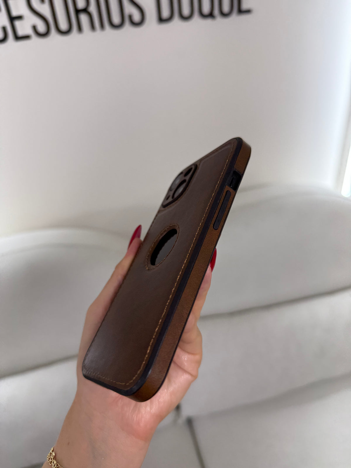 CASE IPHONE 11 TIPO CUERO CAFÉ