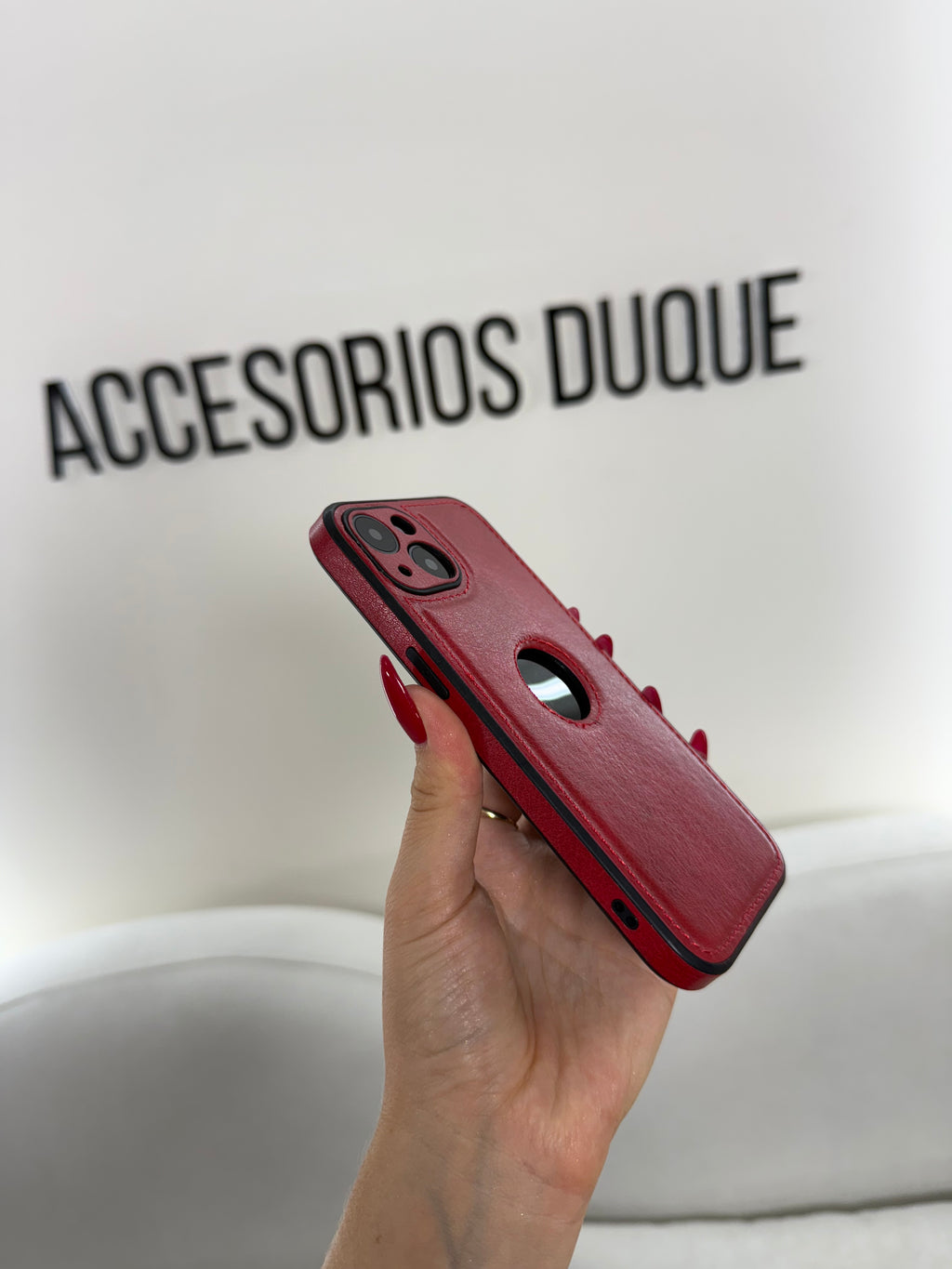 CASE IPHONE 11 TIPO CUERO ROJO