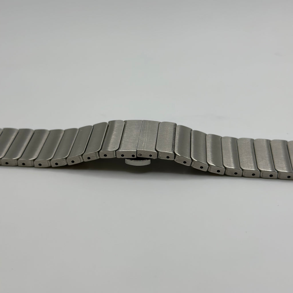 PULSO ESLABONES PLATEADO 38´40´41´42S10´ S11´