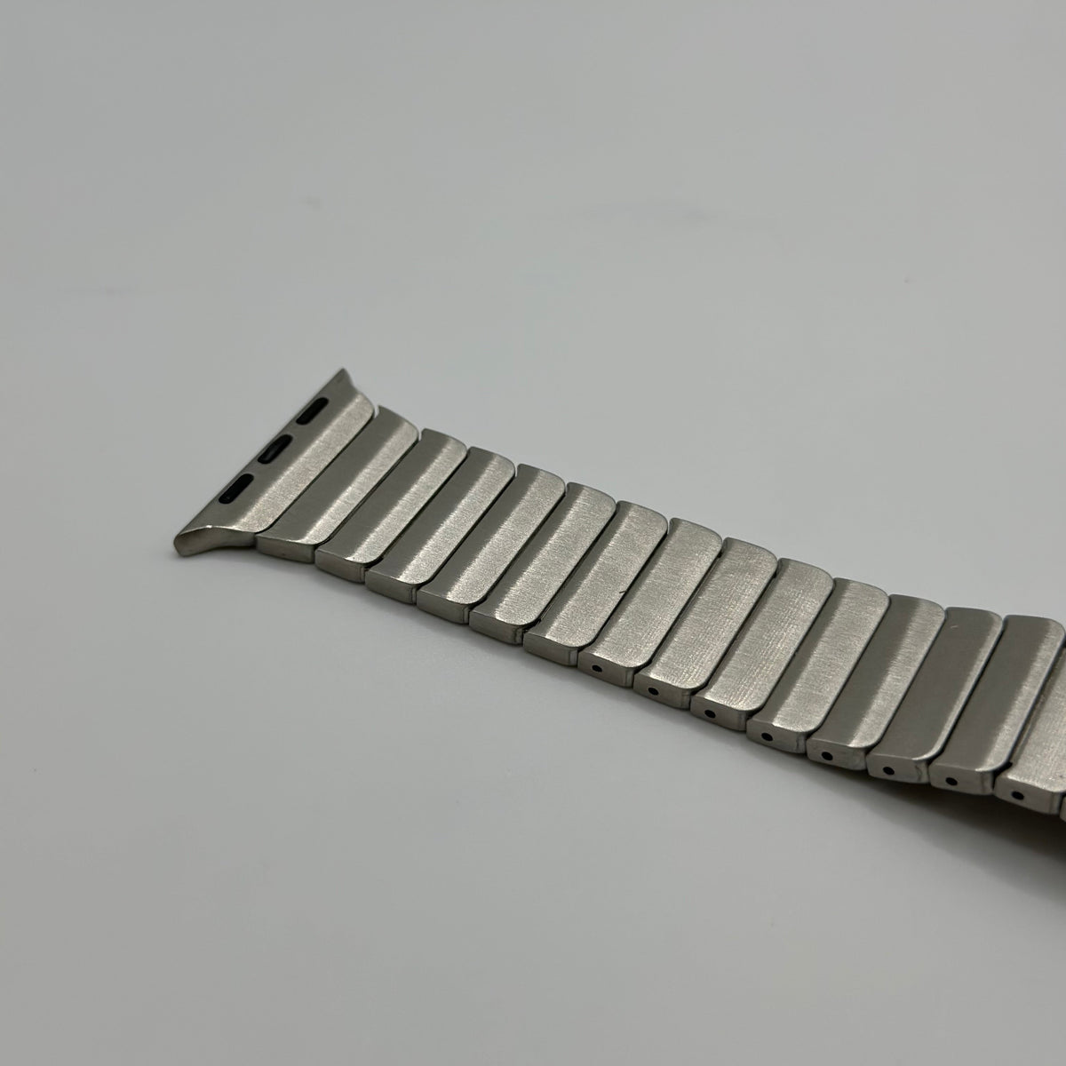 PULSO ESLABONES PLATEADO 38´40´41´42S10´ S11´