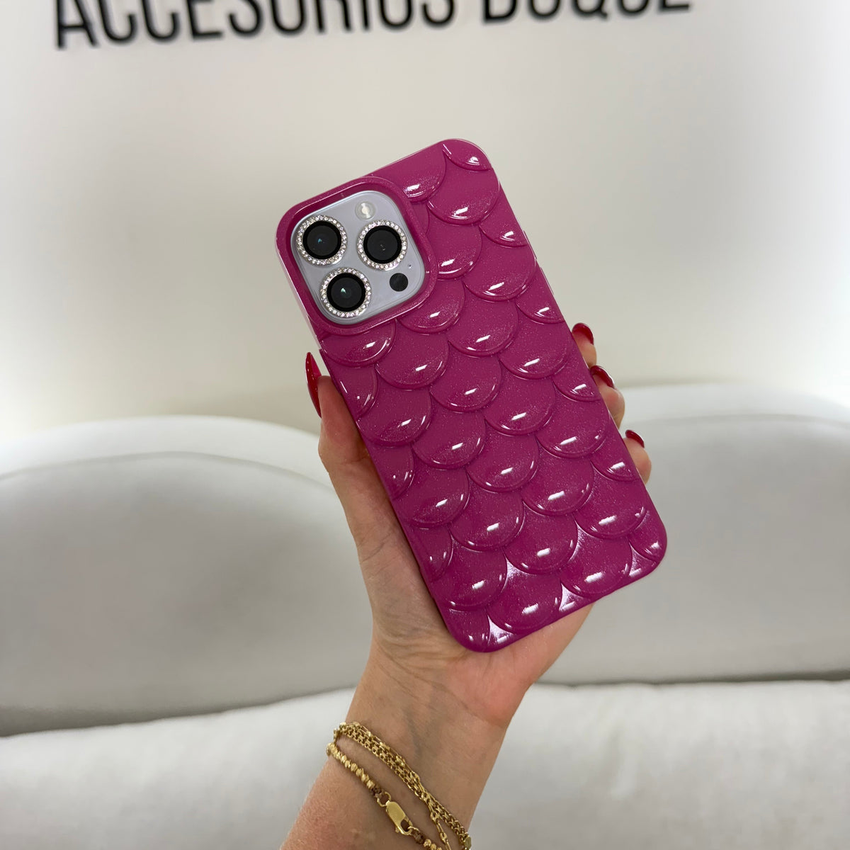 CASE IPHONE 14 PRO MAX ESCAMAS VINOTINTO