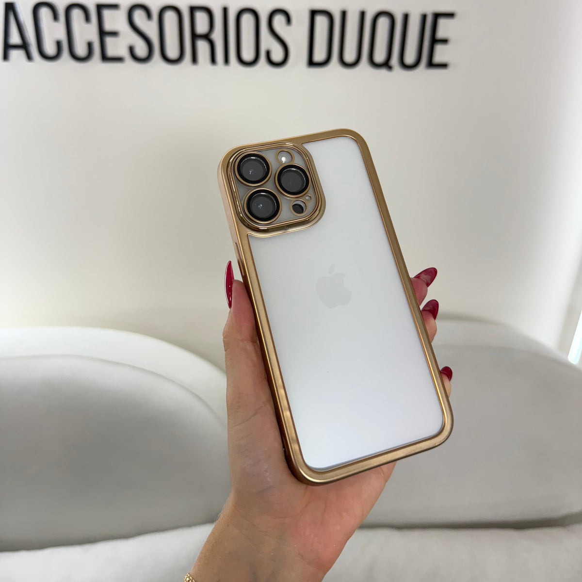 CASE IPHONE 14 PRO BORDE METALIZADO DORADO
