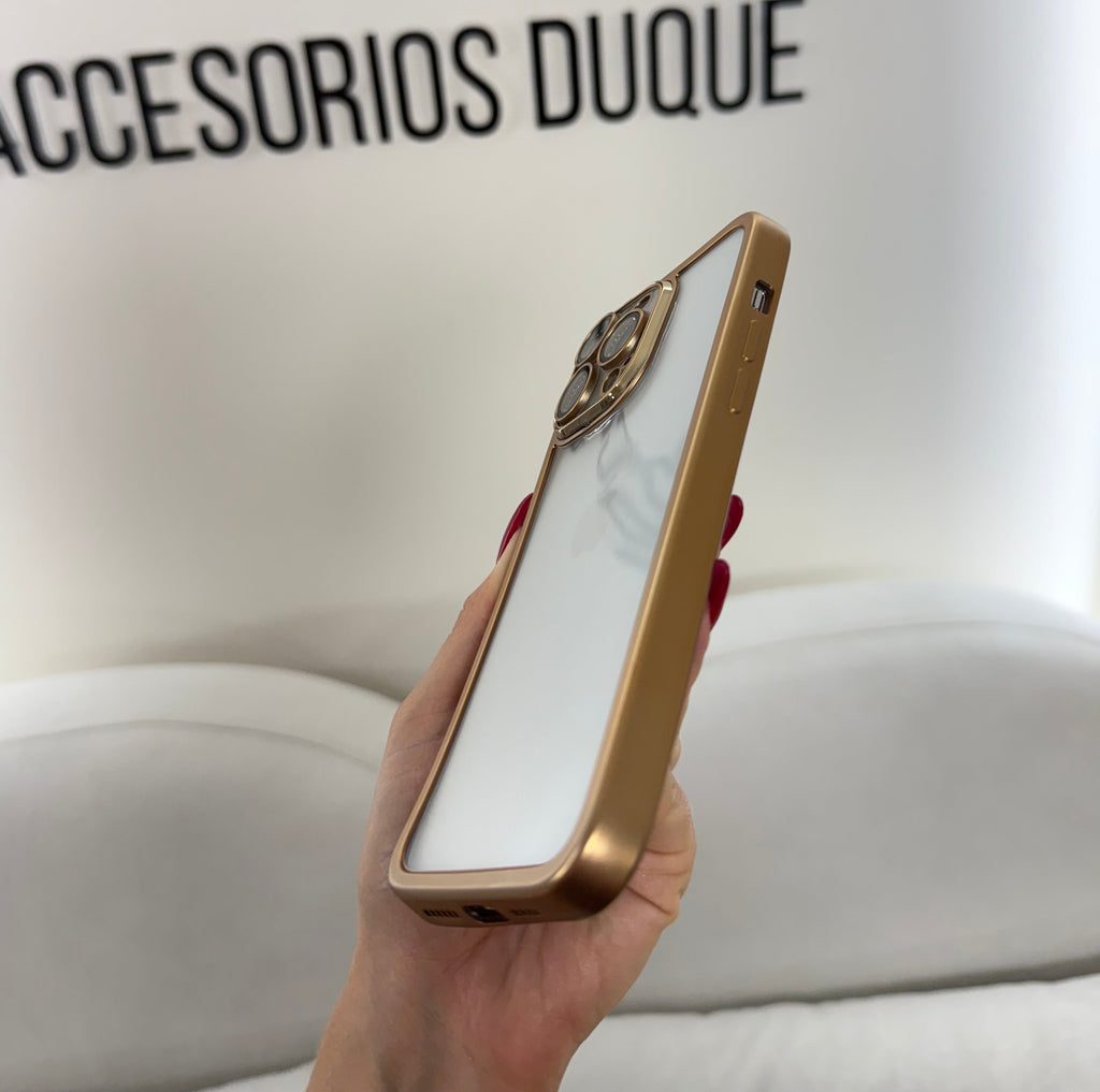 CASE IPHONE 12 PRO MAX BORDE METALIZADO DORADO