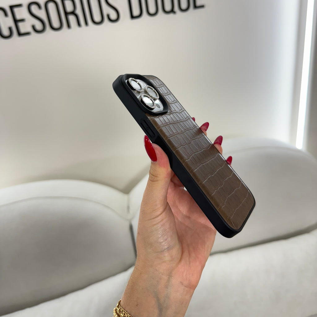 CASE IPHONE 16 PRO MAX COCODRILO CAFE