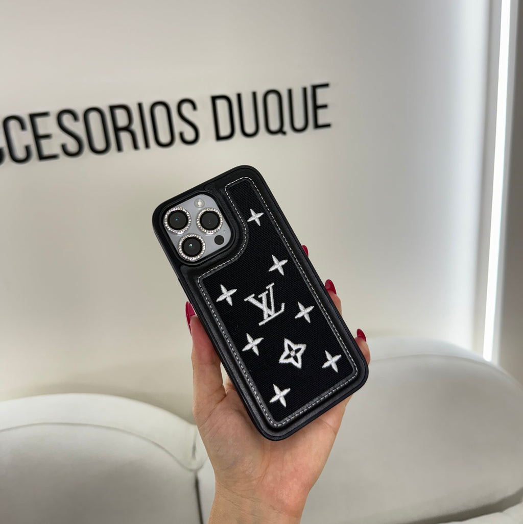 CASE IPHONE 15 PRO FRANCIA NEGRO