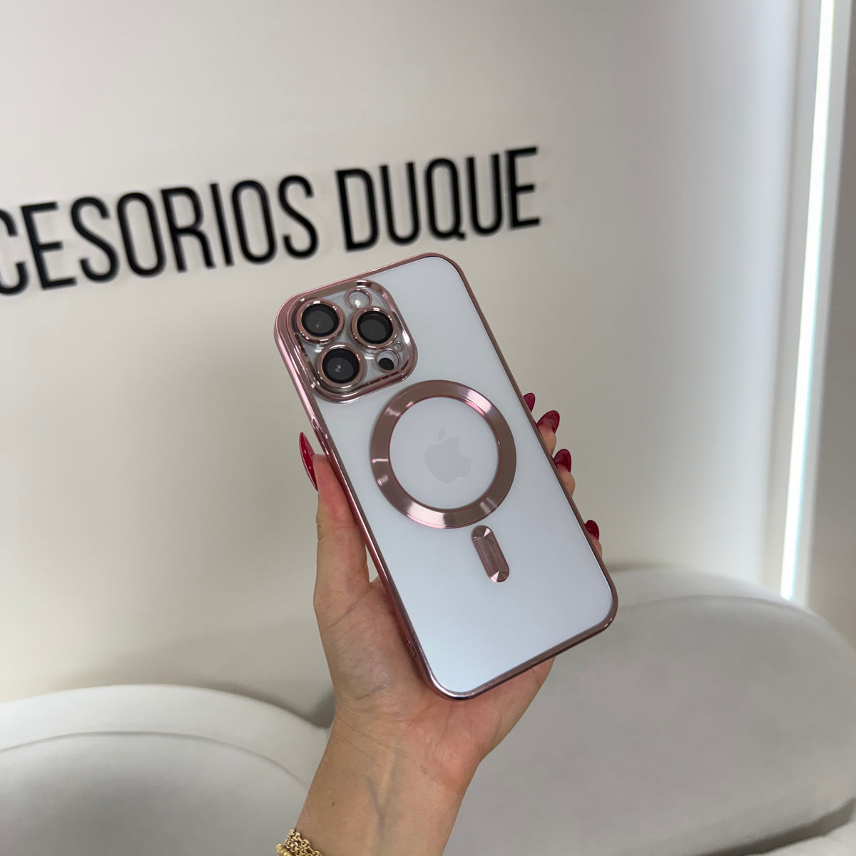 CASE IPHONE 15 PRO BORDE METALIZADO MAGSAFE ROSADO