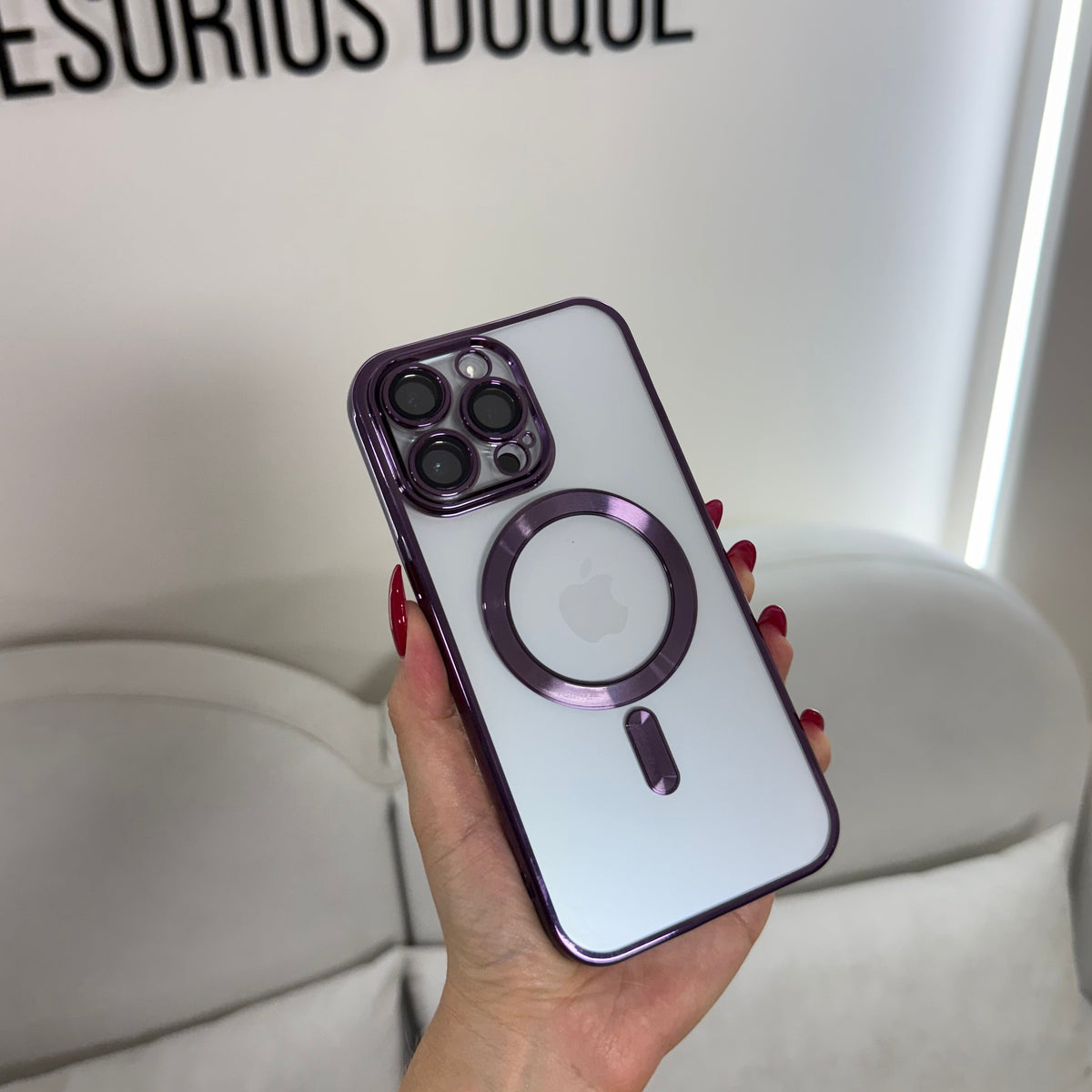 CASE IPHONE 15 PRO BORDE METALIZADO MAGSAFE MORADO