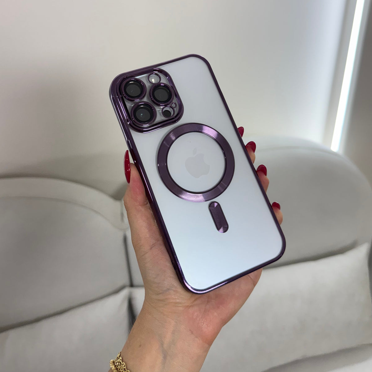 CASE IPHONE 13 PRO MAX BORDE METALIZADO MAGSAFE MORADO