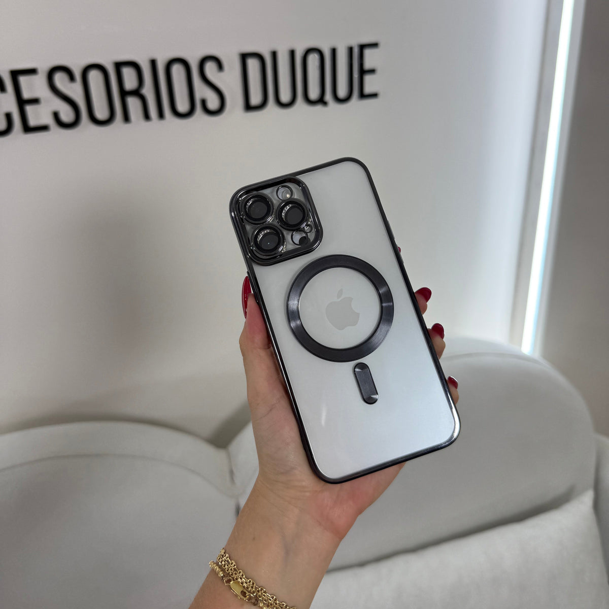 CASE IPHONE 15 PRO BORDE METALIZADO MAGSAFE NEGRO