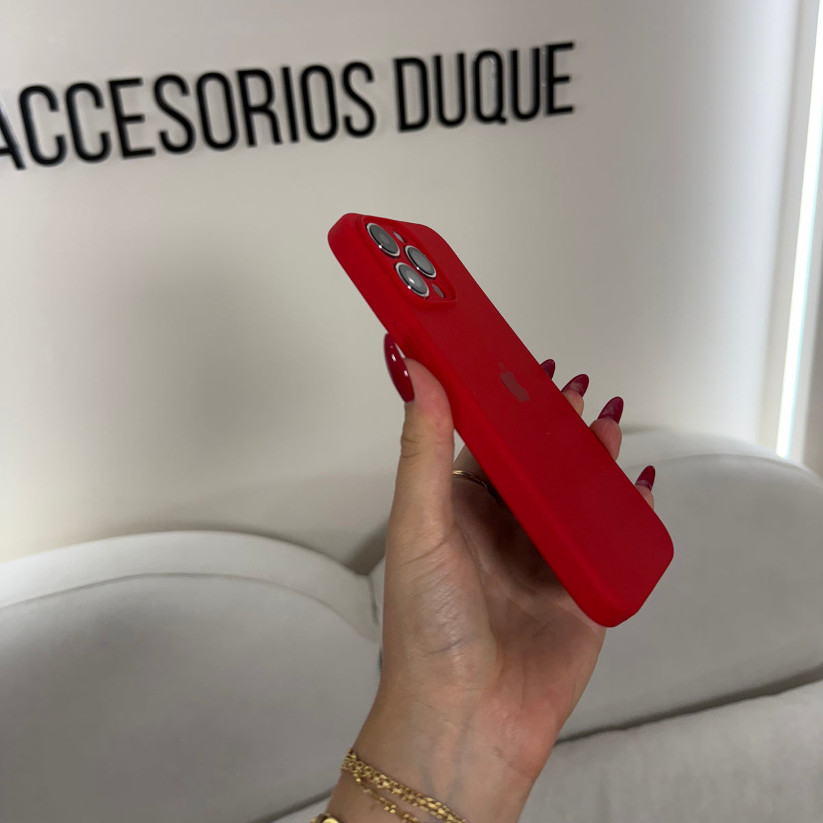 CASE IPHONE 14 PRO MAX SILICONA ROJO