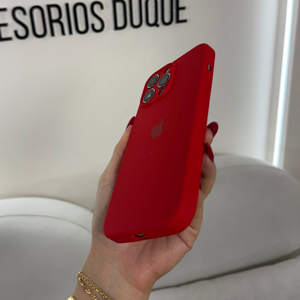 CASE IPHONE 11 PRO MAX SILICONA ROJA