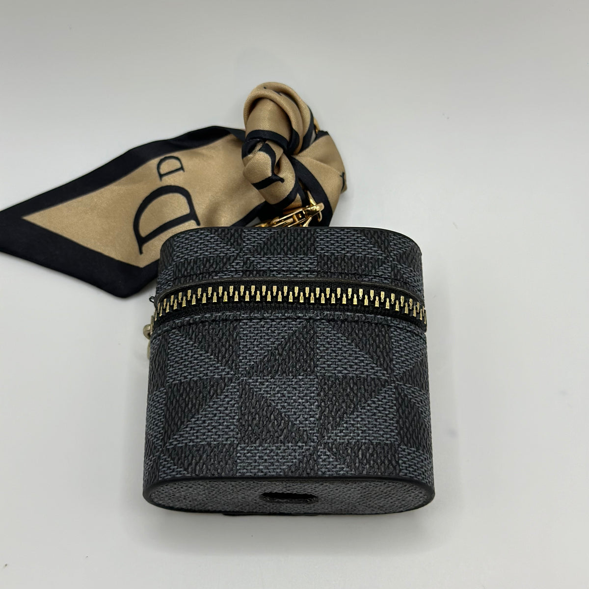 CASES UNIVERSALES