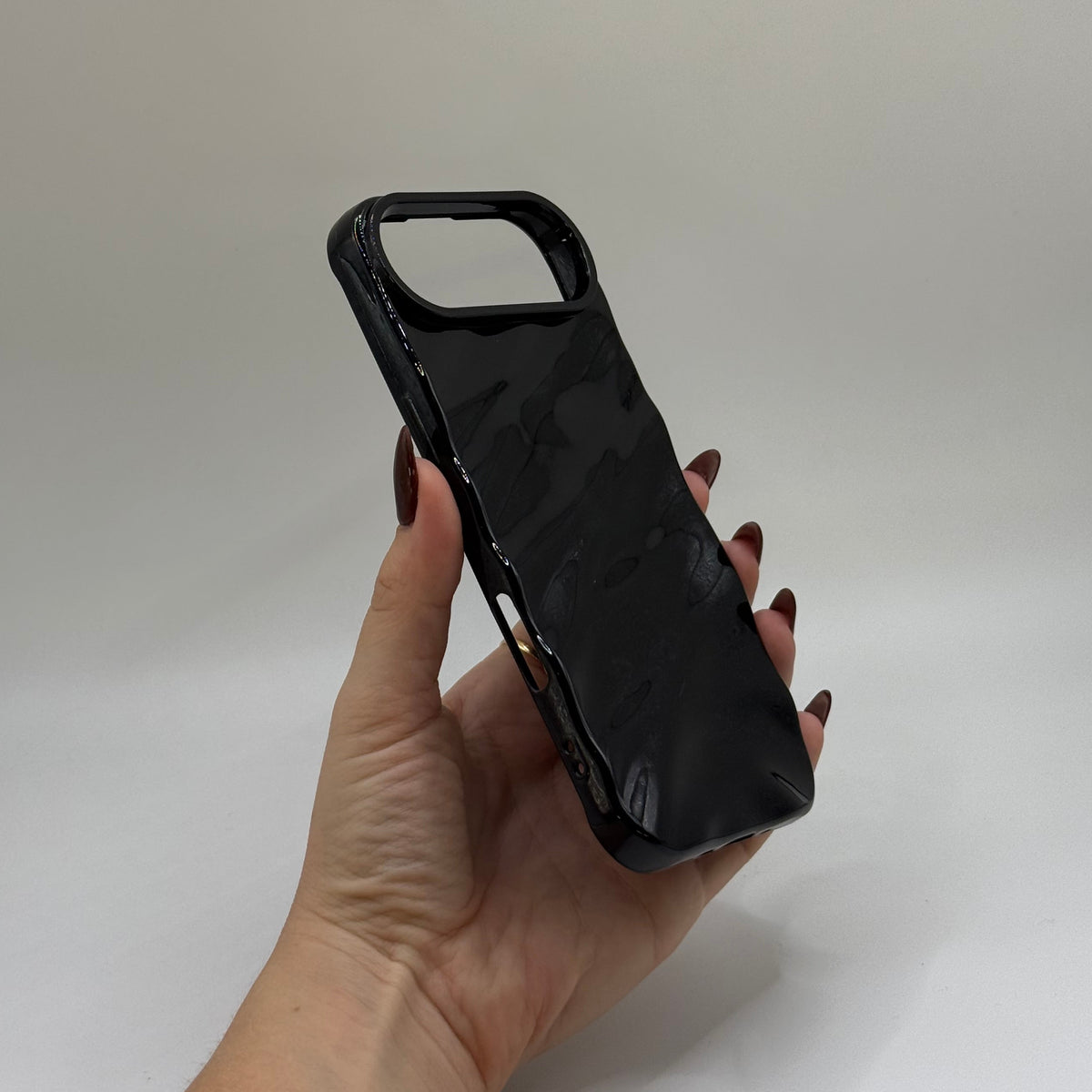 CASE IPHONE 17 AIR WAVES NEGRO