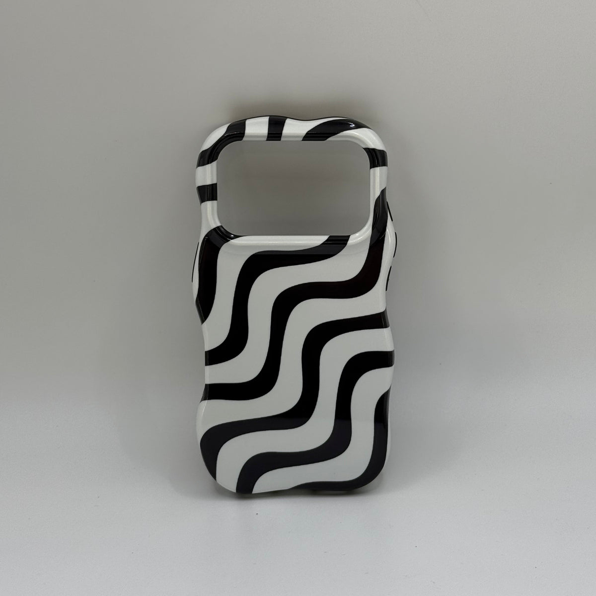 CASE IPHONE 17 PRO CEBRA NEGRO