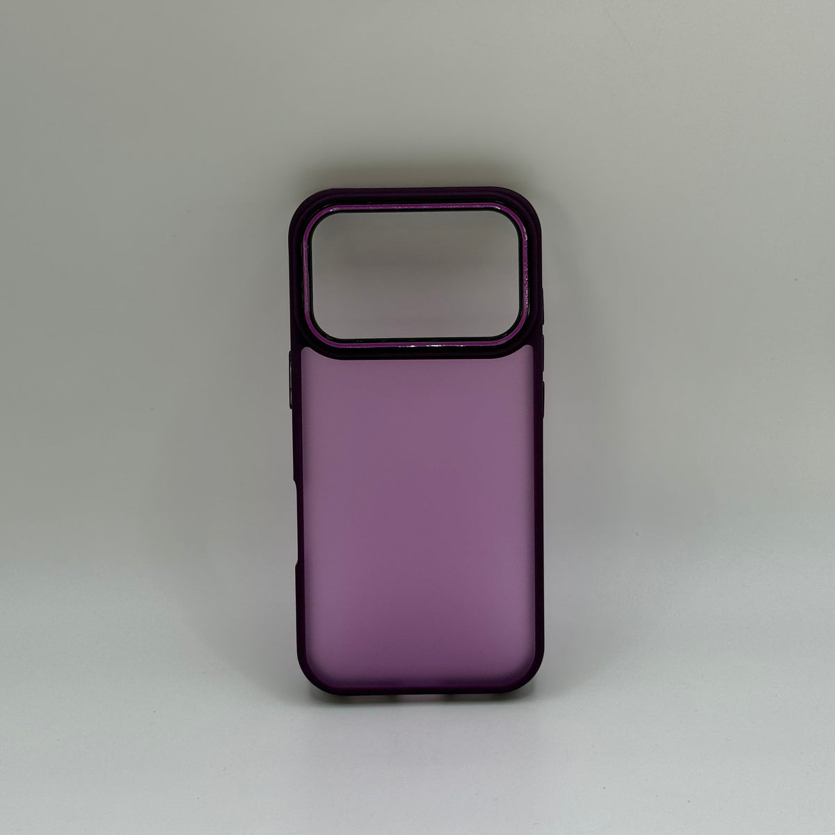 CASE IPHONE 17 PRO AURE MORADO