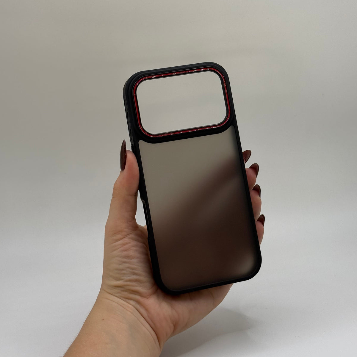 CASE IPHONE 17 PRO AURE NEGRO