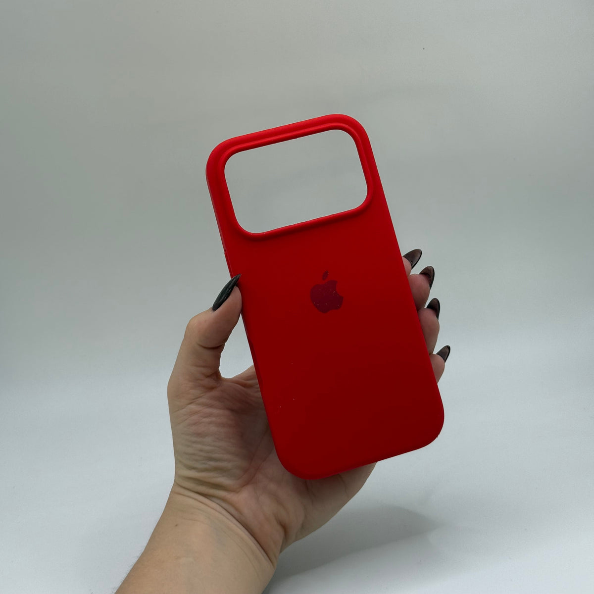 CASE IPHONE 17 PRO SILICONA ROJO