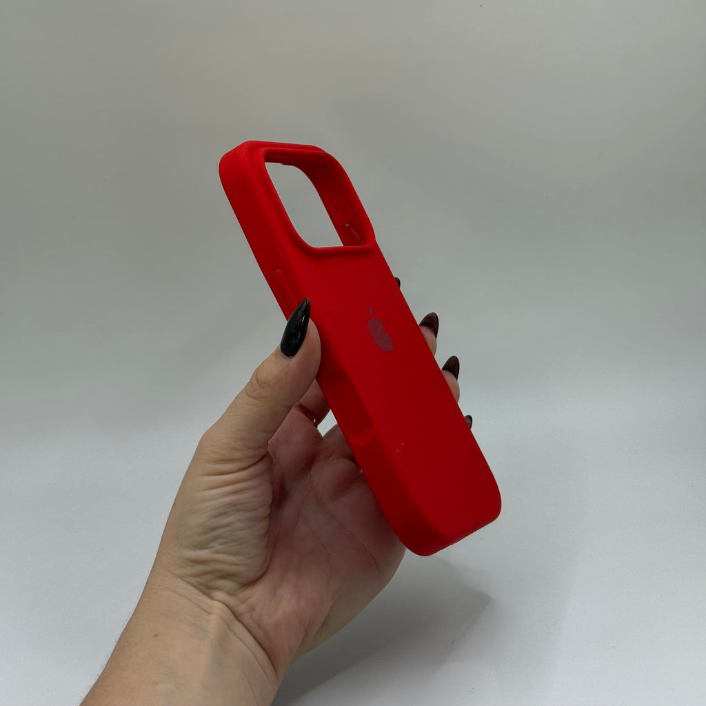 CASE IPHONE 17 PRO SILICONA ROJO
