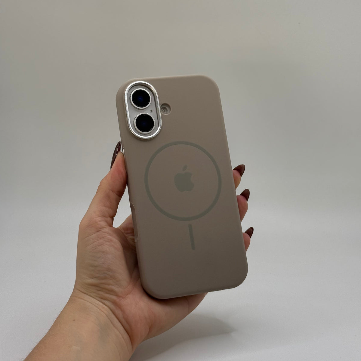 CASE IPHONE 17 MAGFORCE GRIS