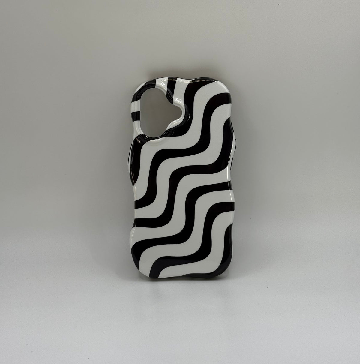 CASE IPHONE 17 CEBRA NEGRO