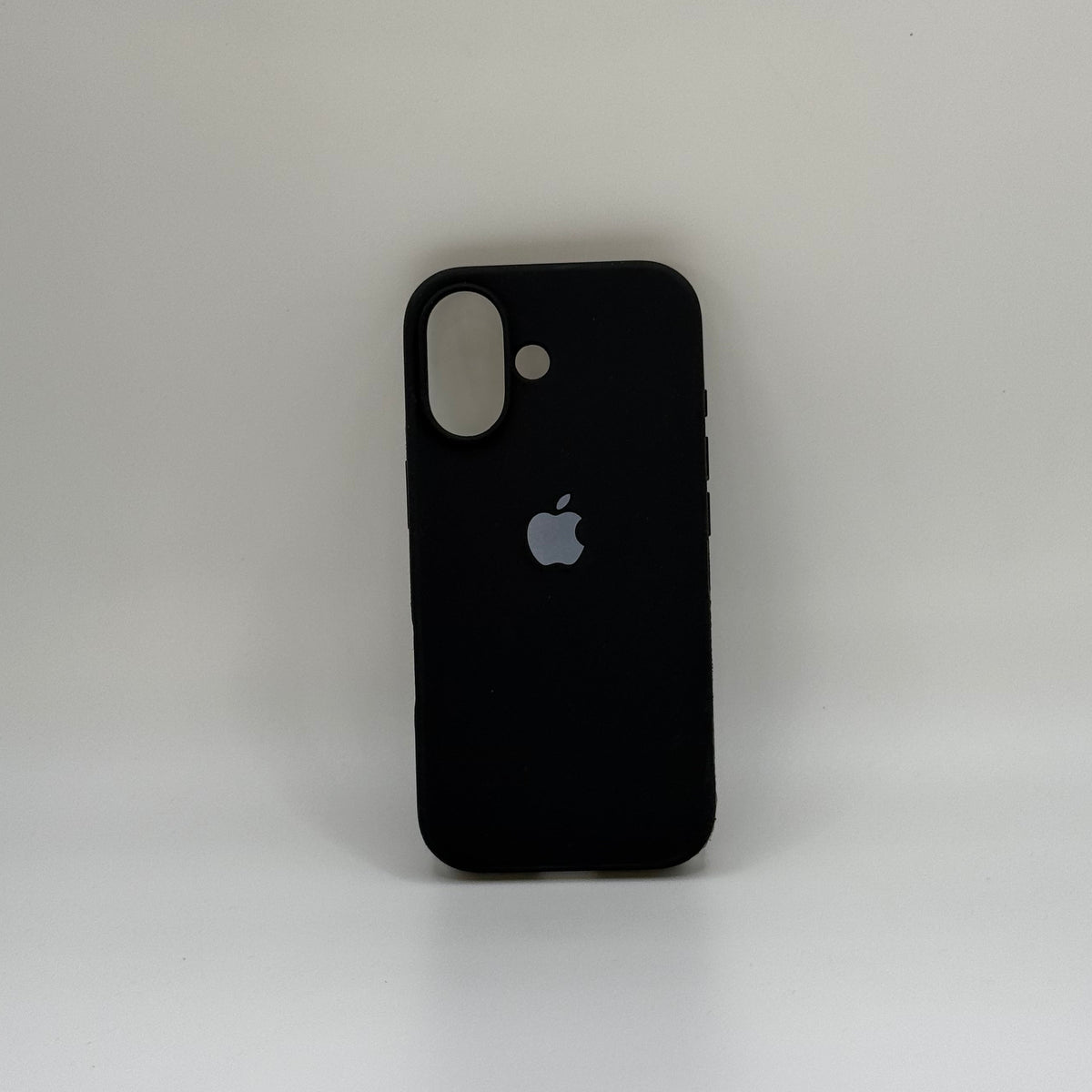 CASE IPHONE 17 SILICONA NEGRO
