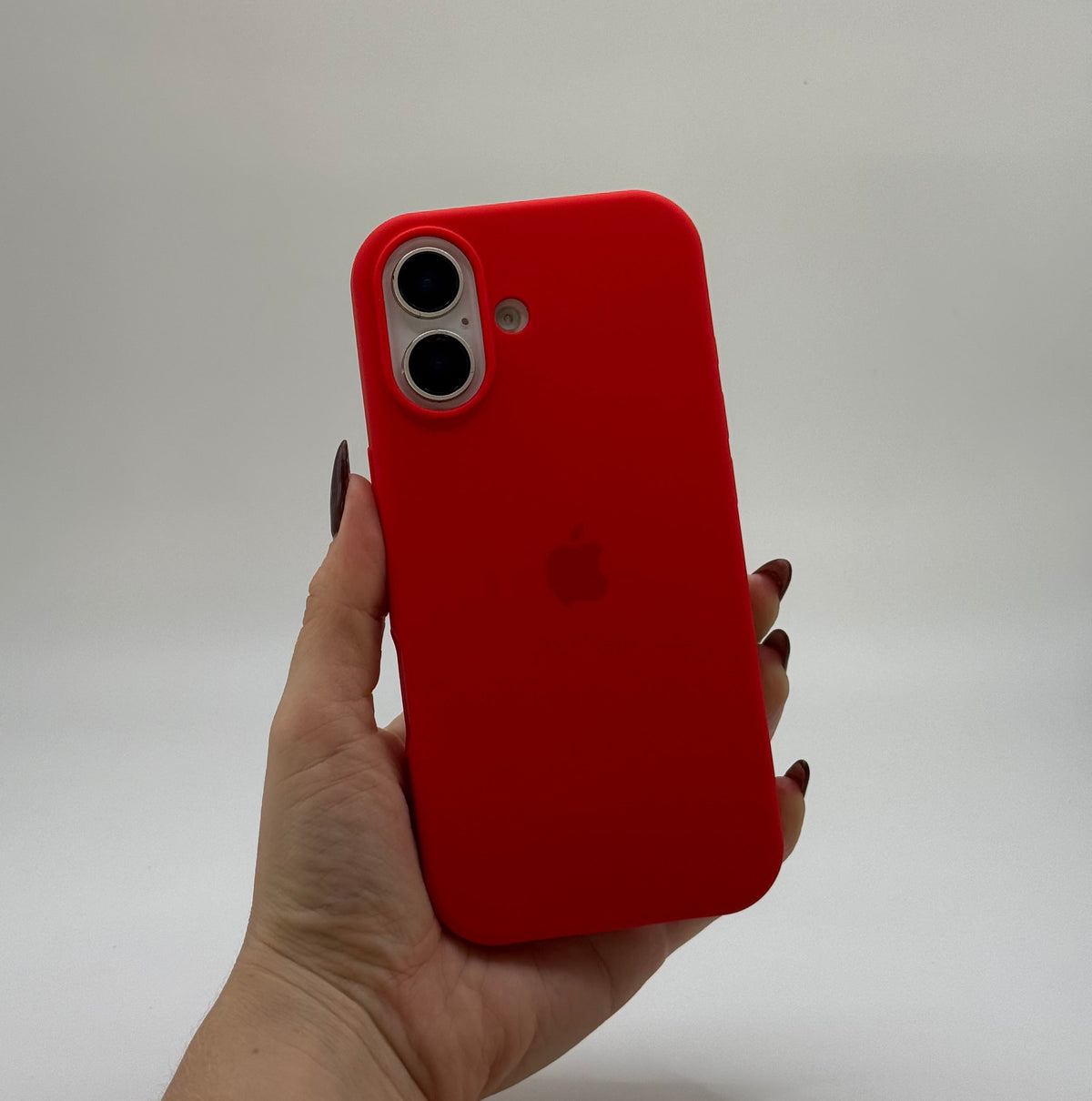 CASE IPHONE 16 SILICONA ROJO
