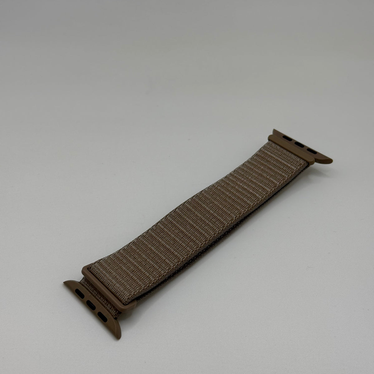 PULSO VELCRO DORADO 42´44´45´46S10´ S11´49