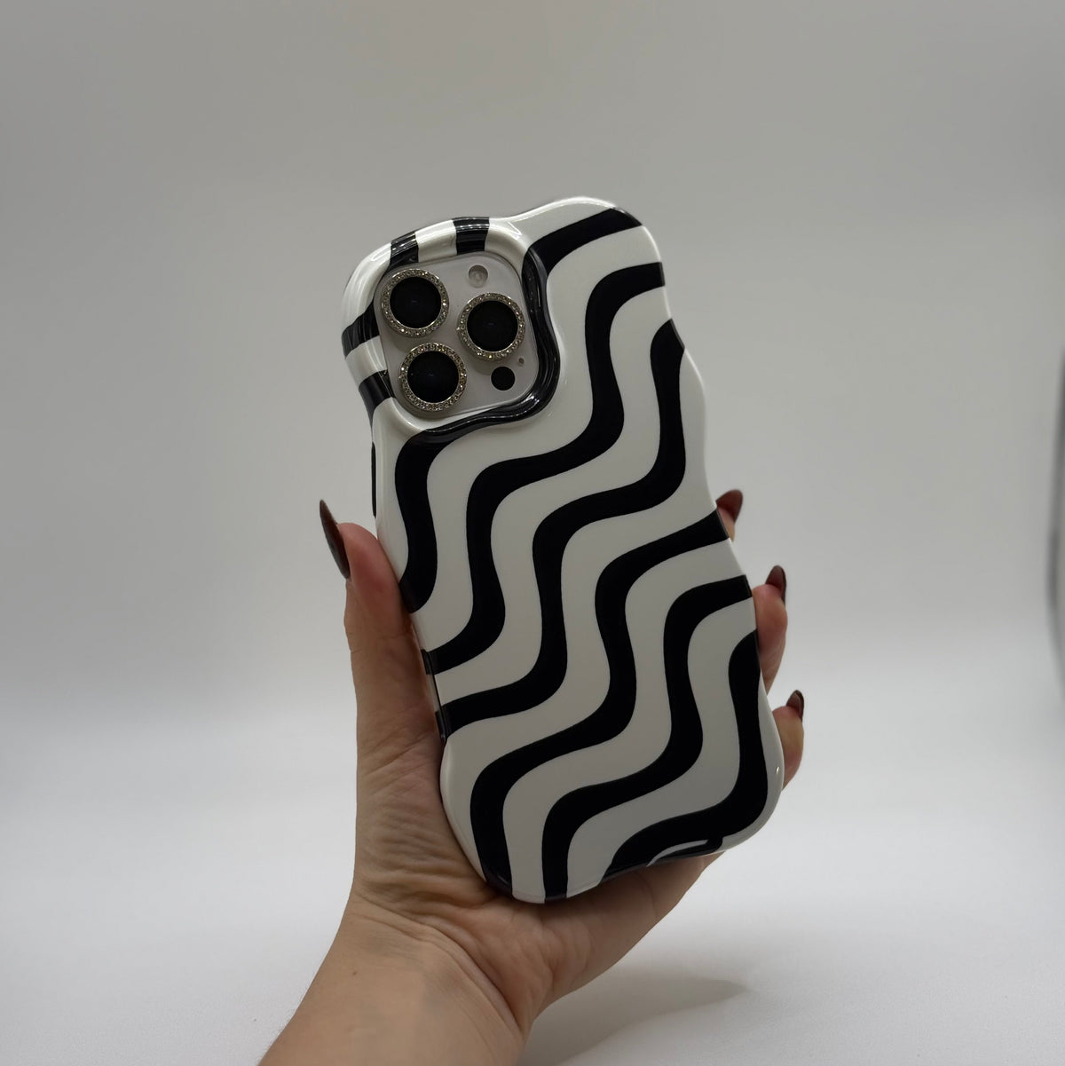 CASE IPHONE 13 PRO CEBRA NEGRO