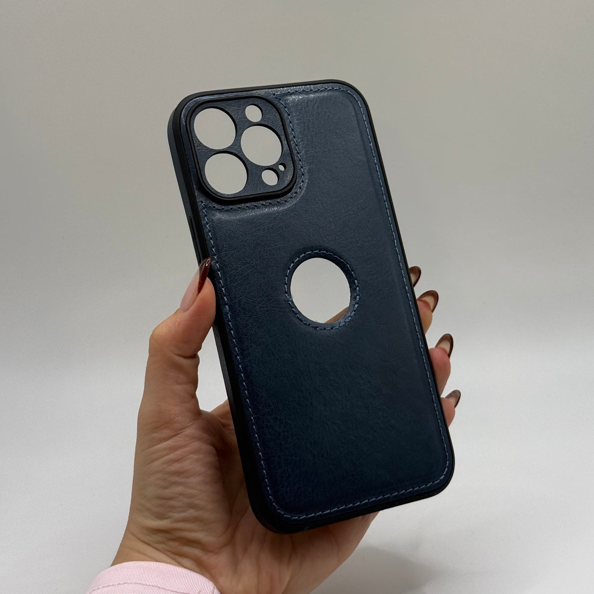 CASE IPHONE 13 PRO TIPO CUERO AZUL