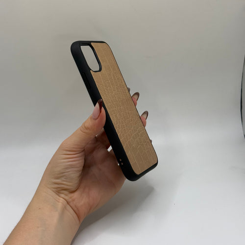CASE IPHONE 11 COCODRILO BEIGE