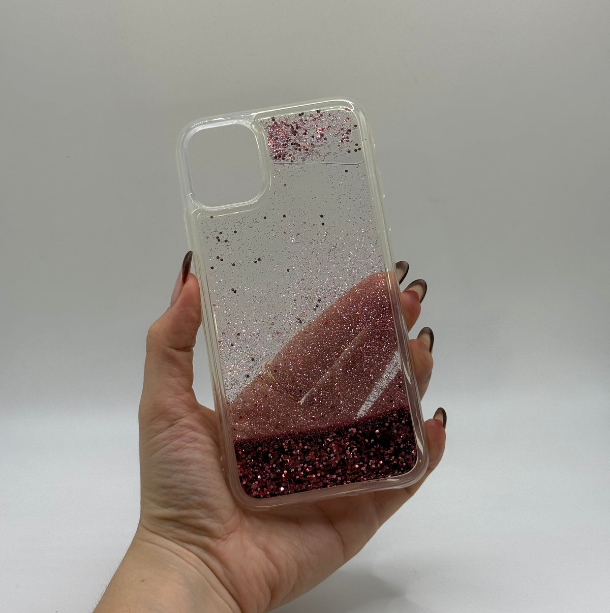CASE IPHONE 11 PECERA ROJA