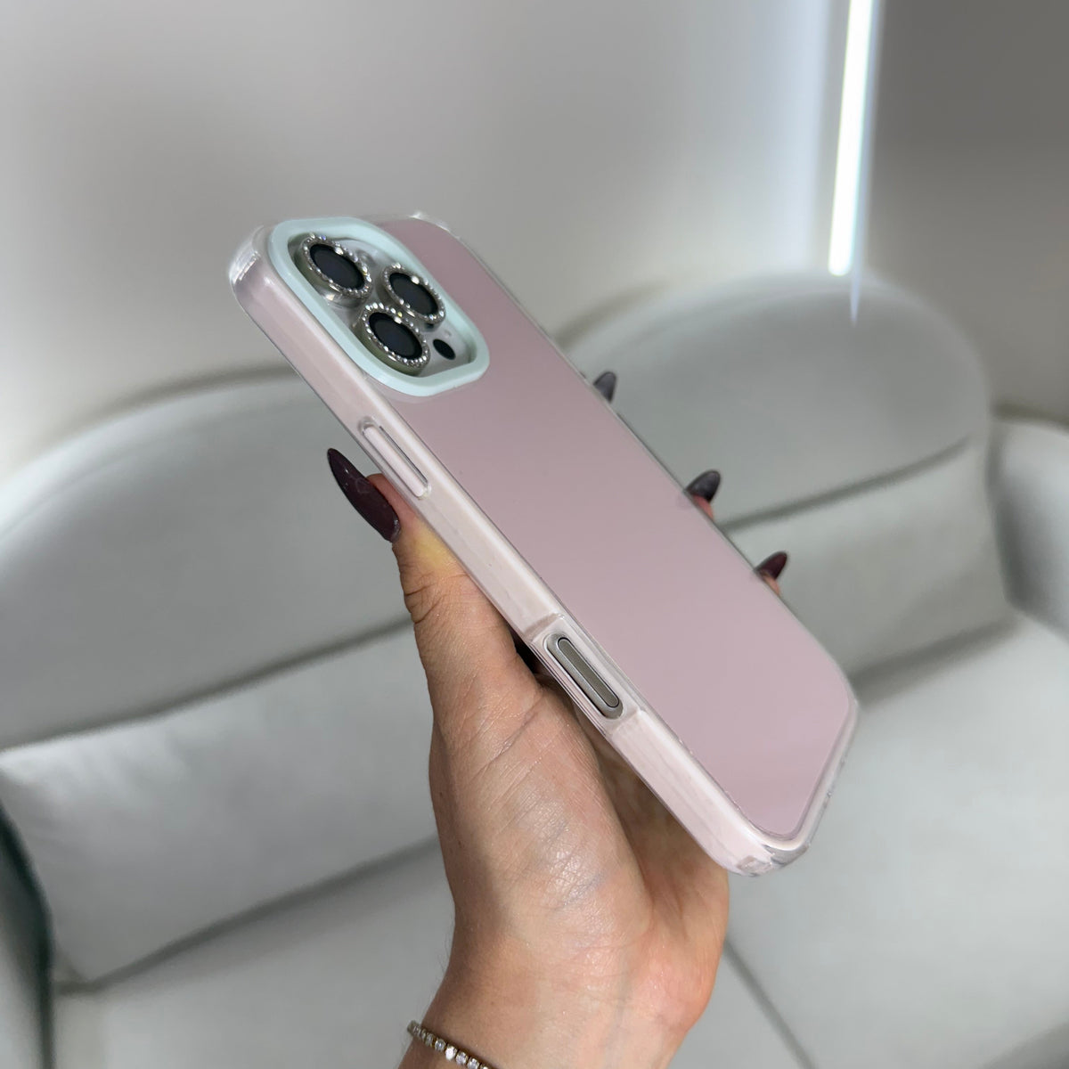 CASE IPHONE 16 PRO PASTEL ROSADO