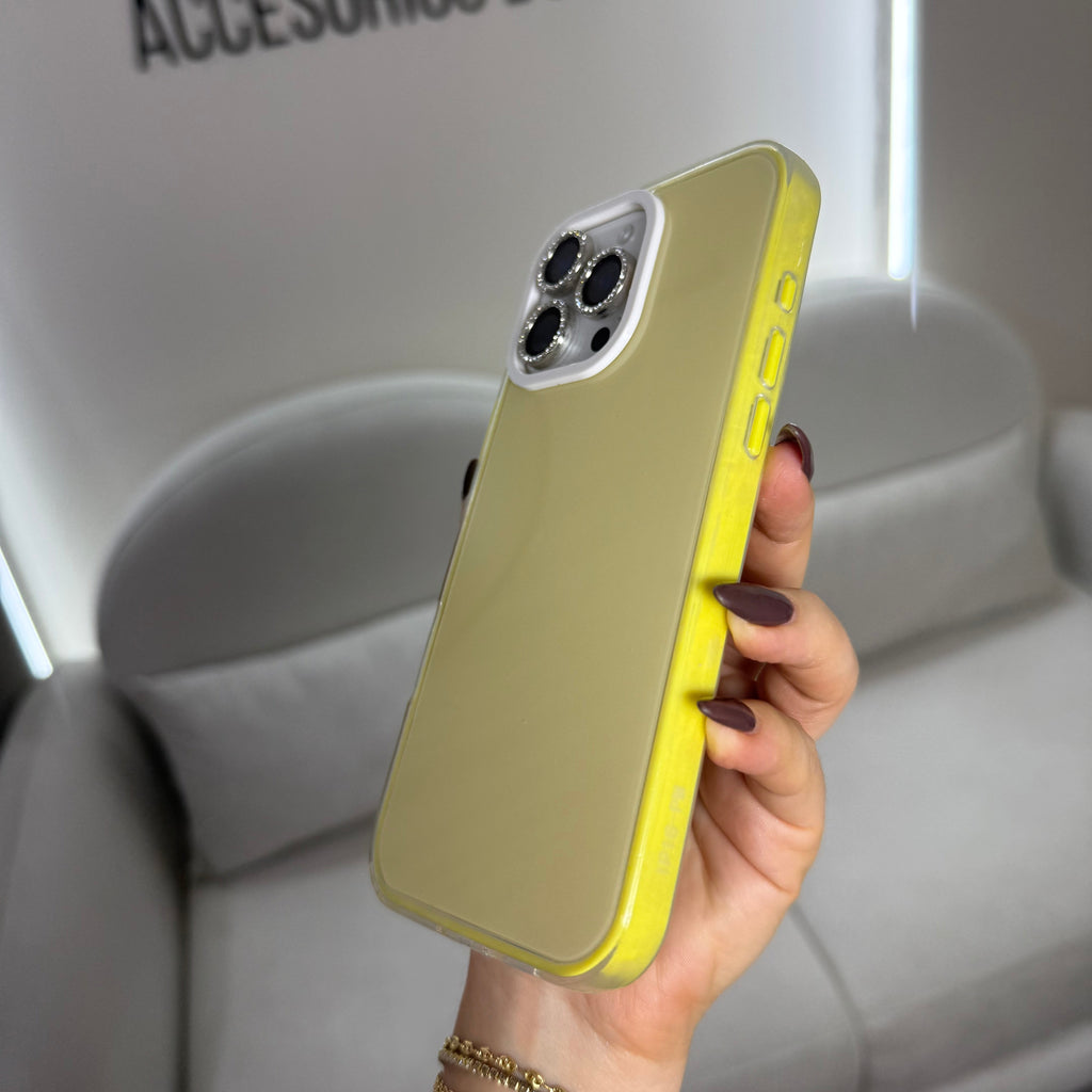 CASE IPHONE 16 PRO MAX PASTEL AMARILLO