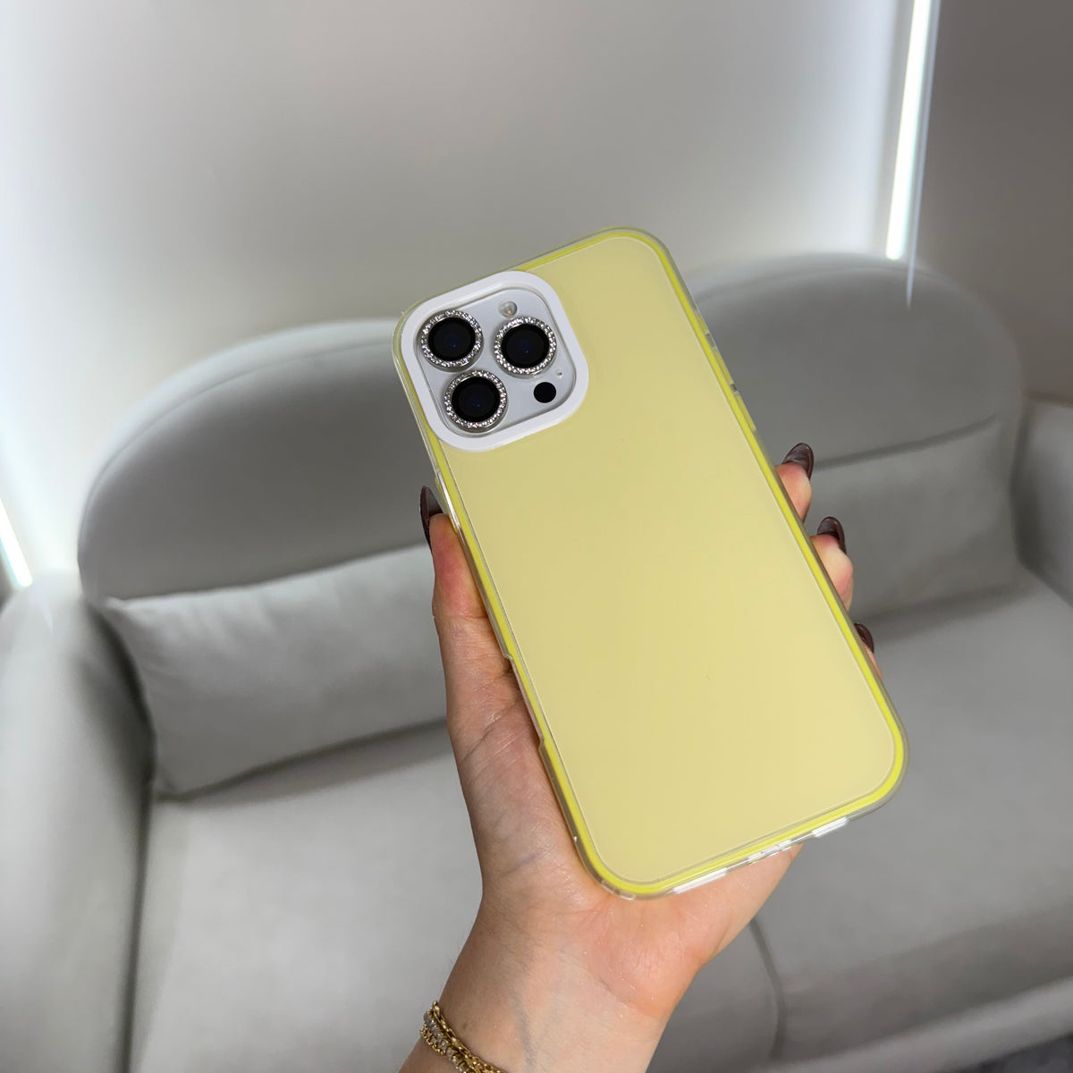 CASE IPHONE 14 PRO MAX PASTEL AMARILLO
