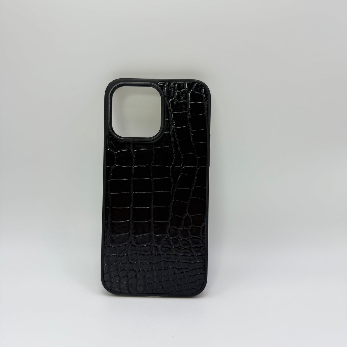 CASE IPHONE 16 PRO COCODRILO NEGRO