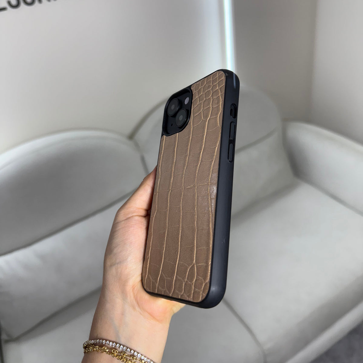 CASE IPHONE 14 PLUS COCODRILO BEIGE