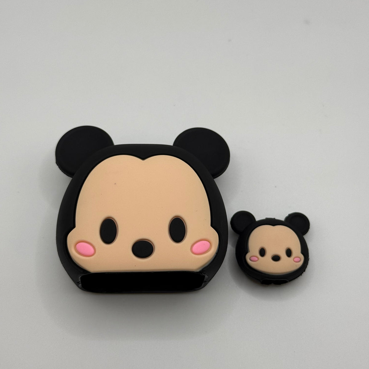 PROTECTOR DE CARGADOR MINNIE