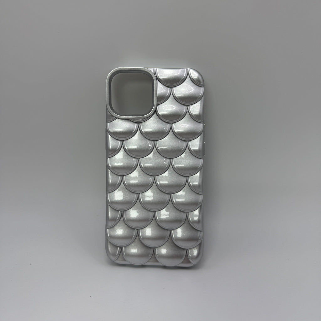 CASE IPHONE 14 PLUS ESCAMAS PLATEADO