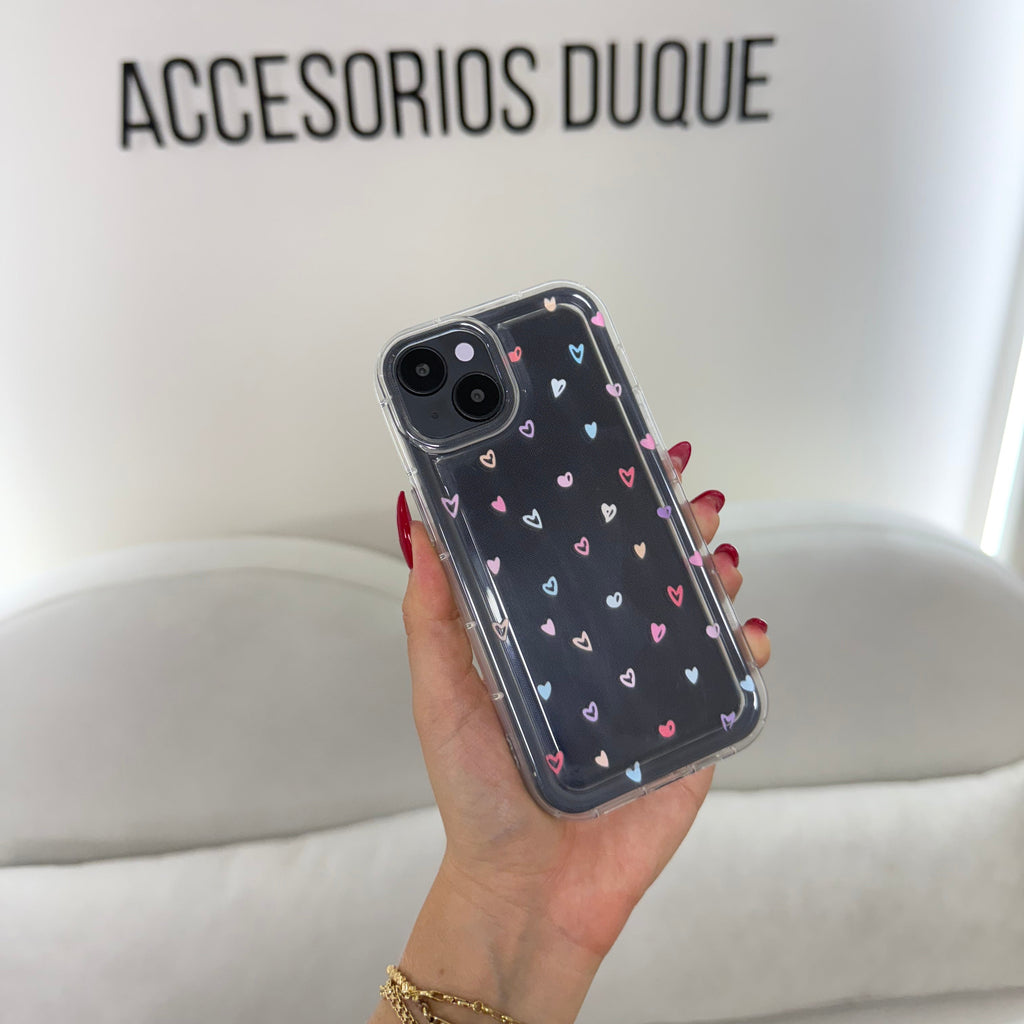 CASE IPHONE 15 CORAZONES