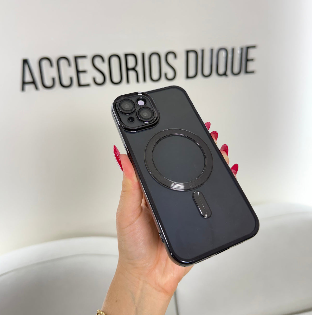 CASE IPHONE 15 BORDE METALIZADO MAGSAFE NEGRO