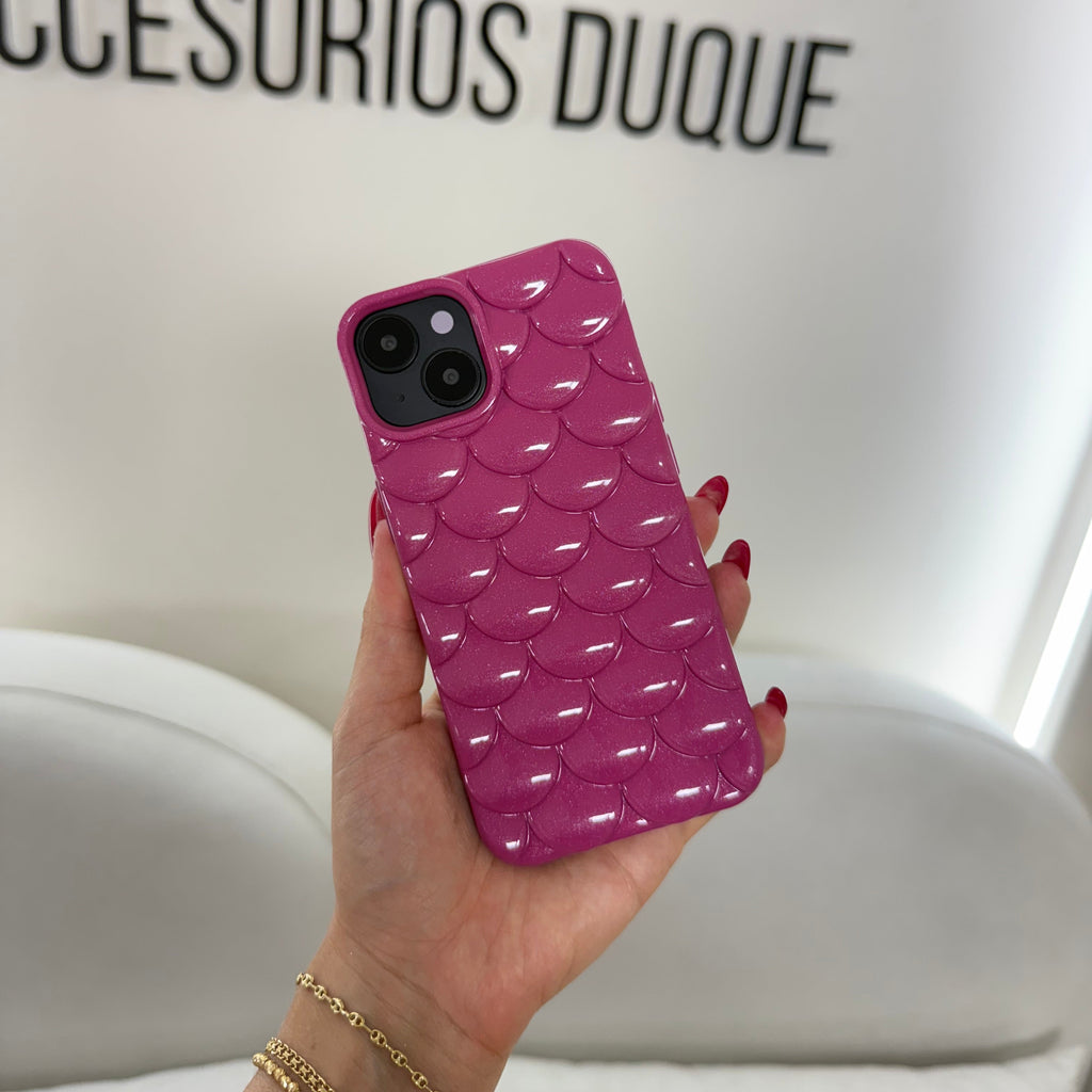 CASE IPHONE 14 PLUS ESCAMAS VINOTINTO