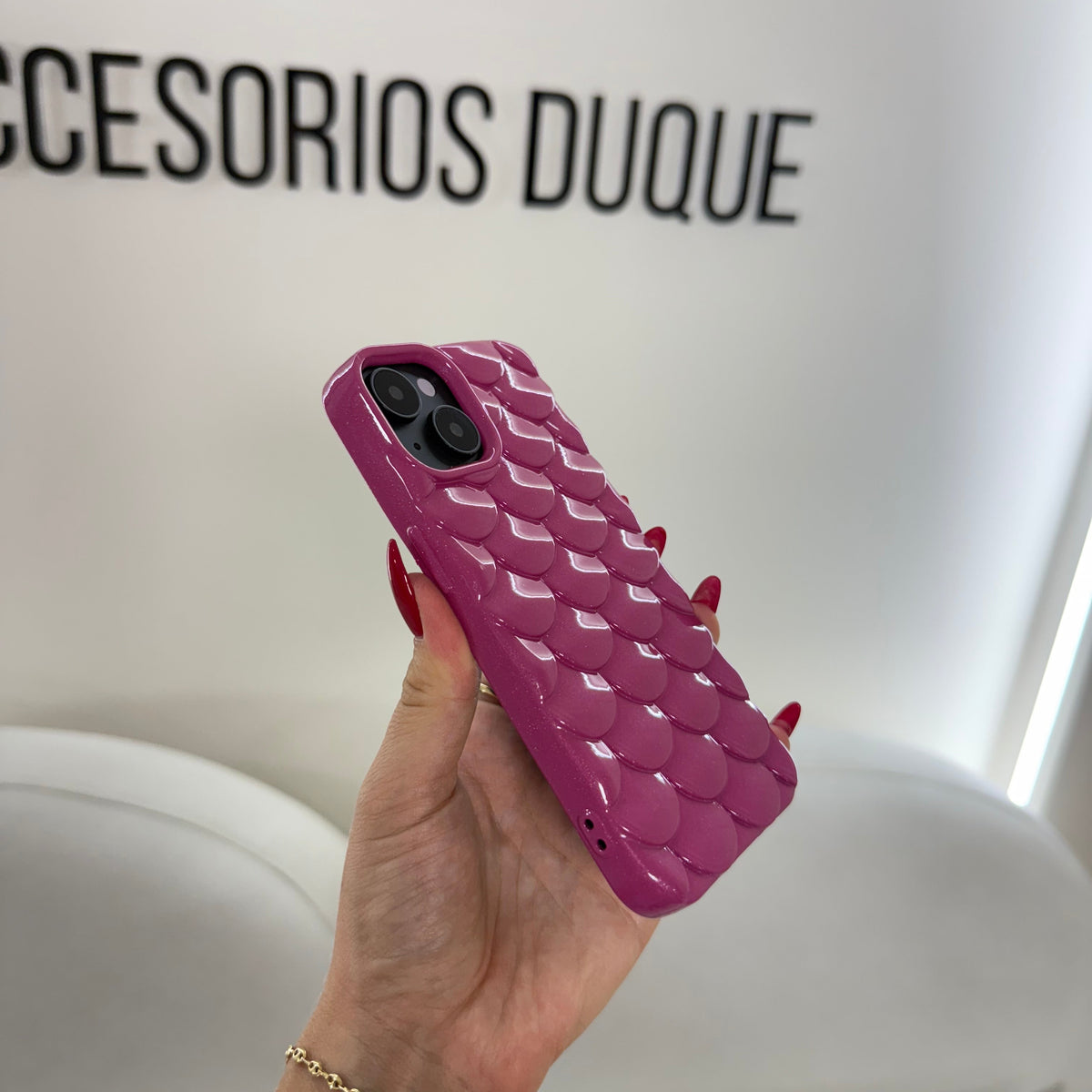 CASE IPHONE 13-14 ESCAMAS VINOTINTO
